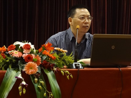 公司技術(shù)總監(jiān)作為土地評(píng)估專家為培訓(xùn)全省土地估價(jià)師授課